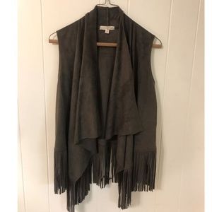 Women's vest, sweater, small